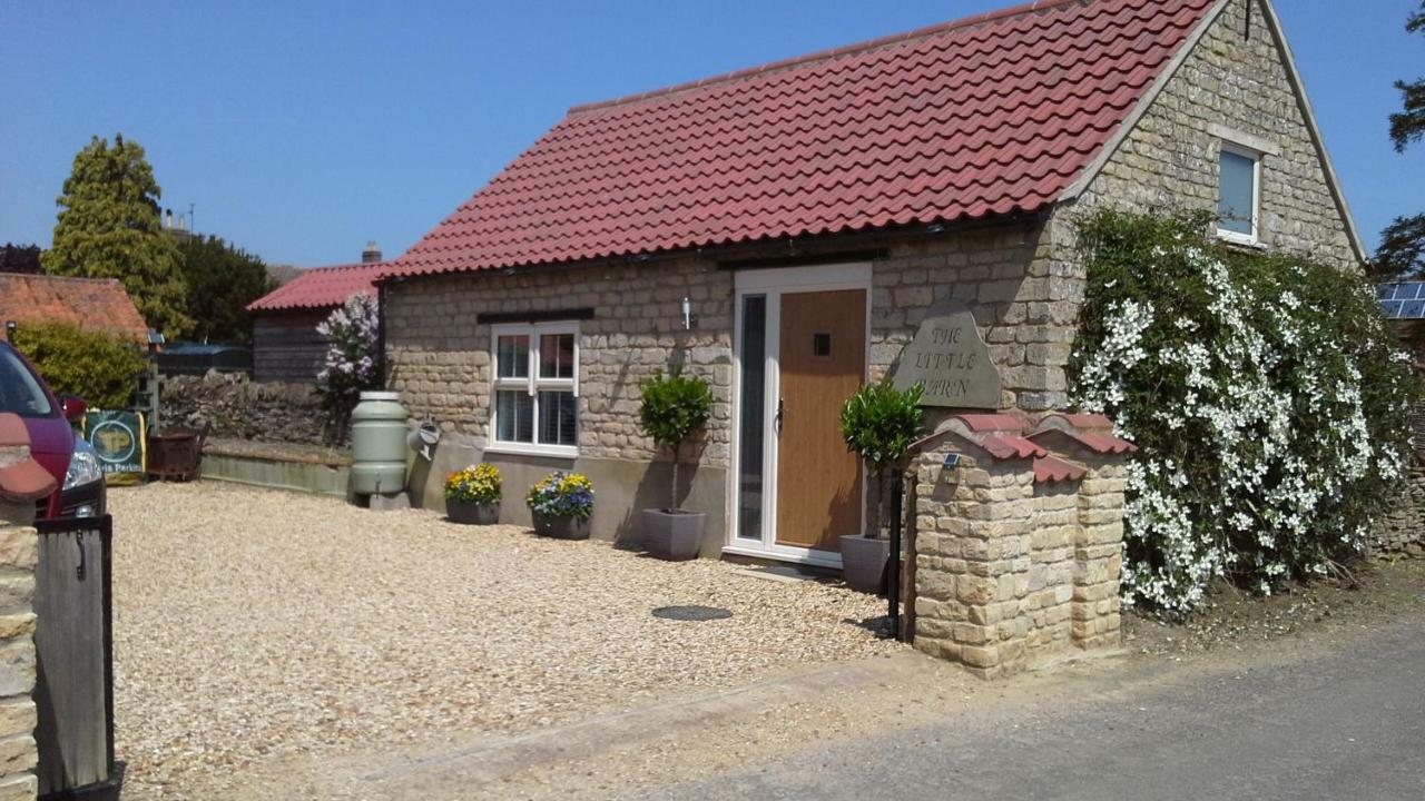 The Little Barn Apartment Carlby Exterior photo
